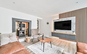 1 Bake Cottage Serenity - Premium Coastal Retreat In Looe, Cornwall